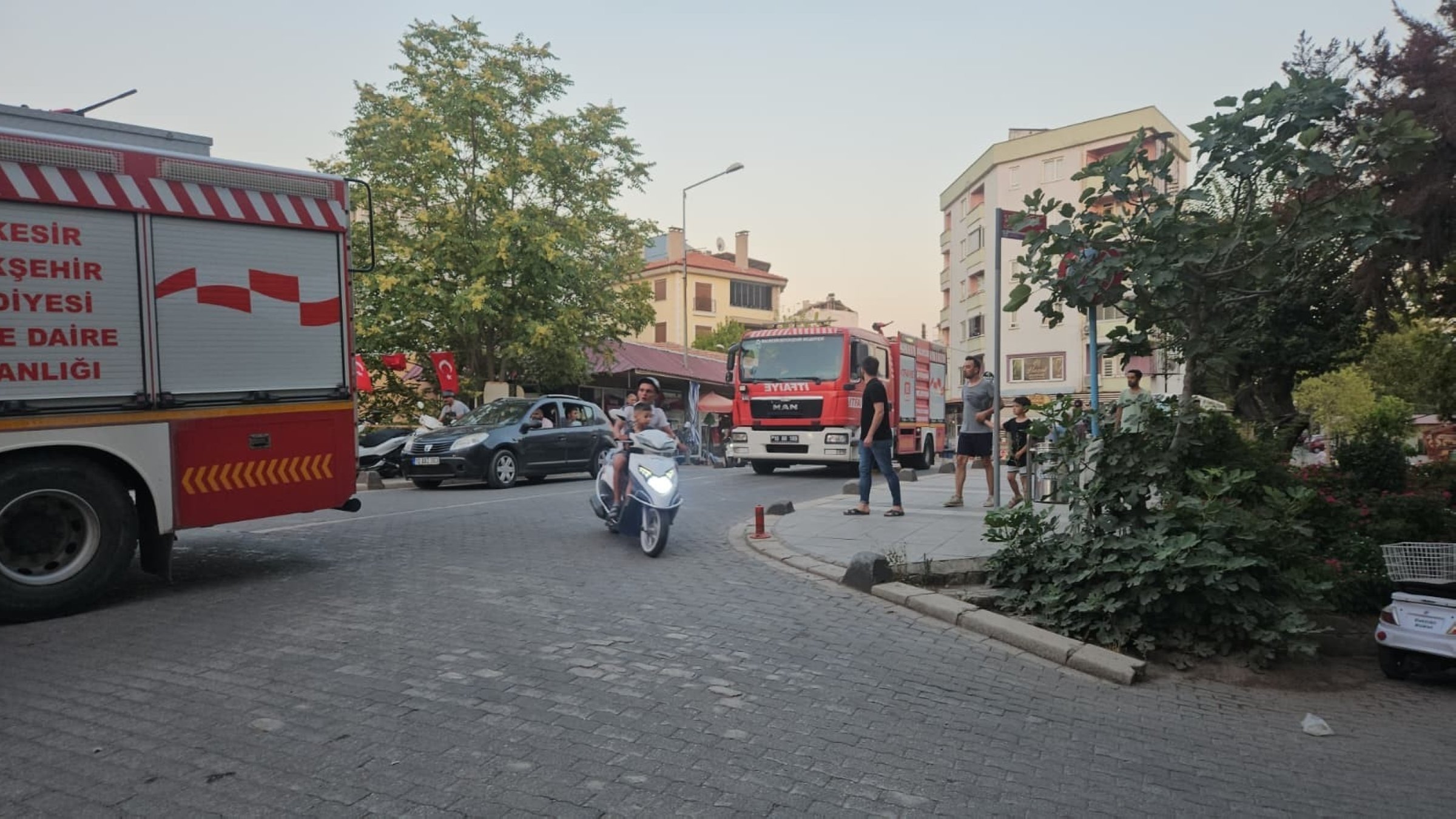 Balıkesir Earthquake: 6.1 Magnitude Tremor Hits Türkiye