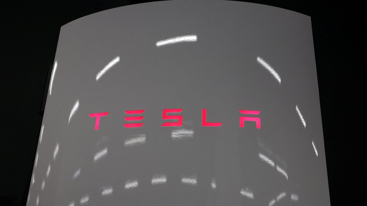 A Tesla supercharger is seen at a charging station in New Delhi, India, Aug. 11, 2025. (Reuters Photo)