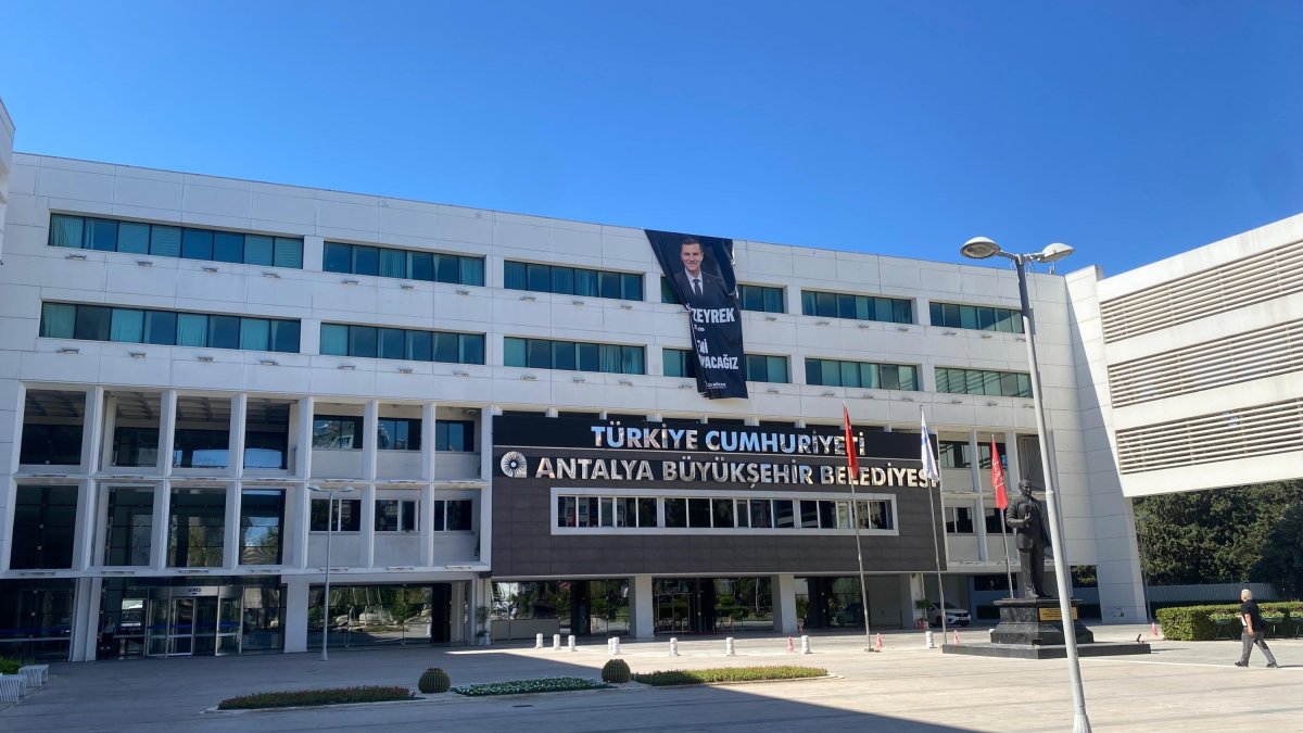 The exterior of Antalya municipality, whose mayor, Muhittin Böcek, was arrested on corruption charges, Antalya, southern Türkiye, July 5, 2025. (IHA Photo)
