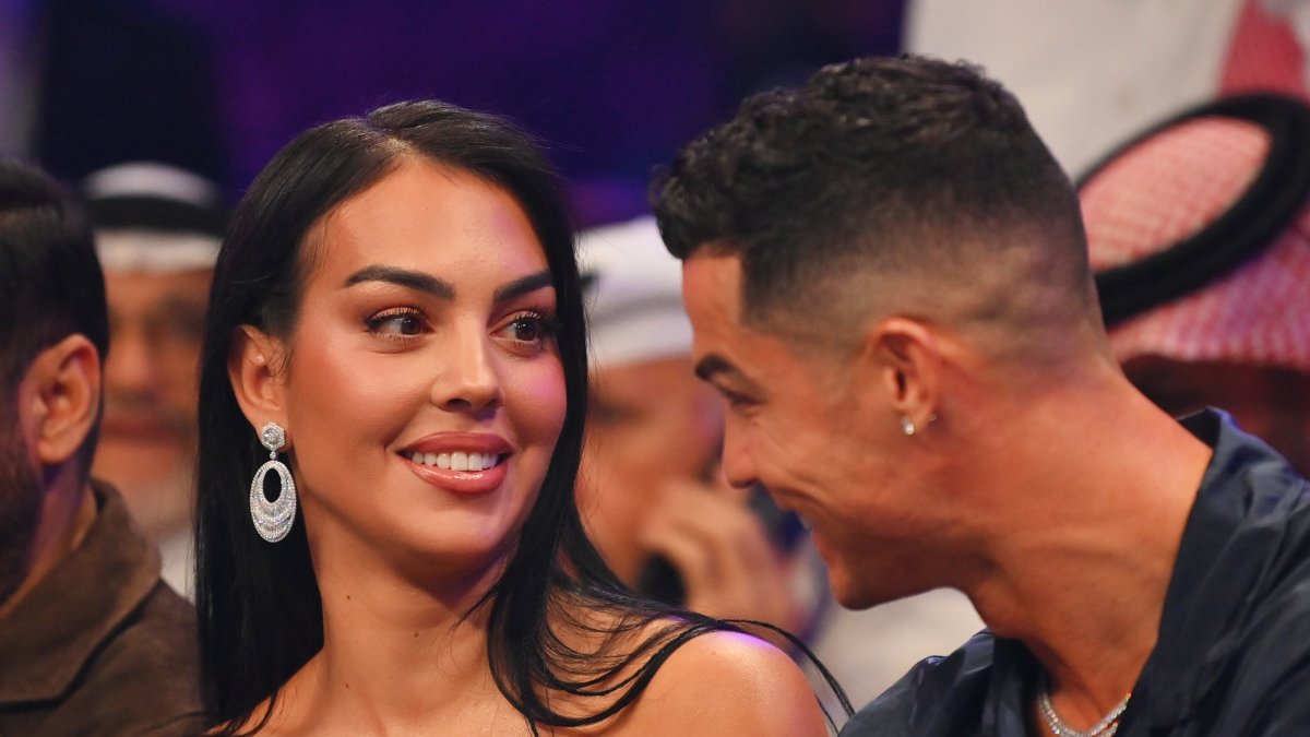 Ronaldo pops question to longtime partner Georgina Rodriguez
