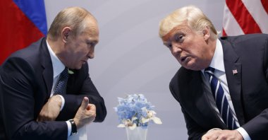 U.S. President Donald Trump (R) meets with Russian President Vladimir Putin at the G-20 Summit, Hamburg, Germany, July 7, 2017. (AP Photo)