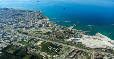 An aerial view of Iskenderun district in Hatay province, southern Türkiye, May 22, 2022. (Shutterstock Photo)