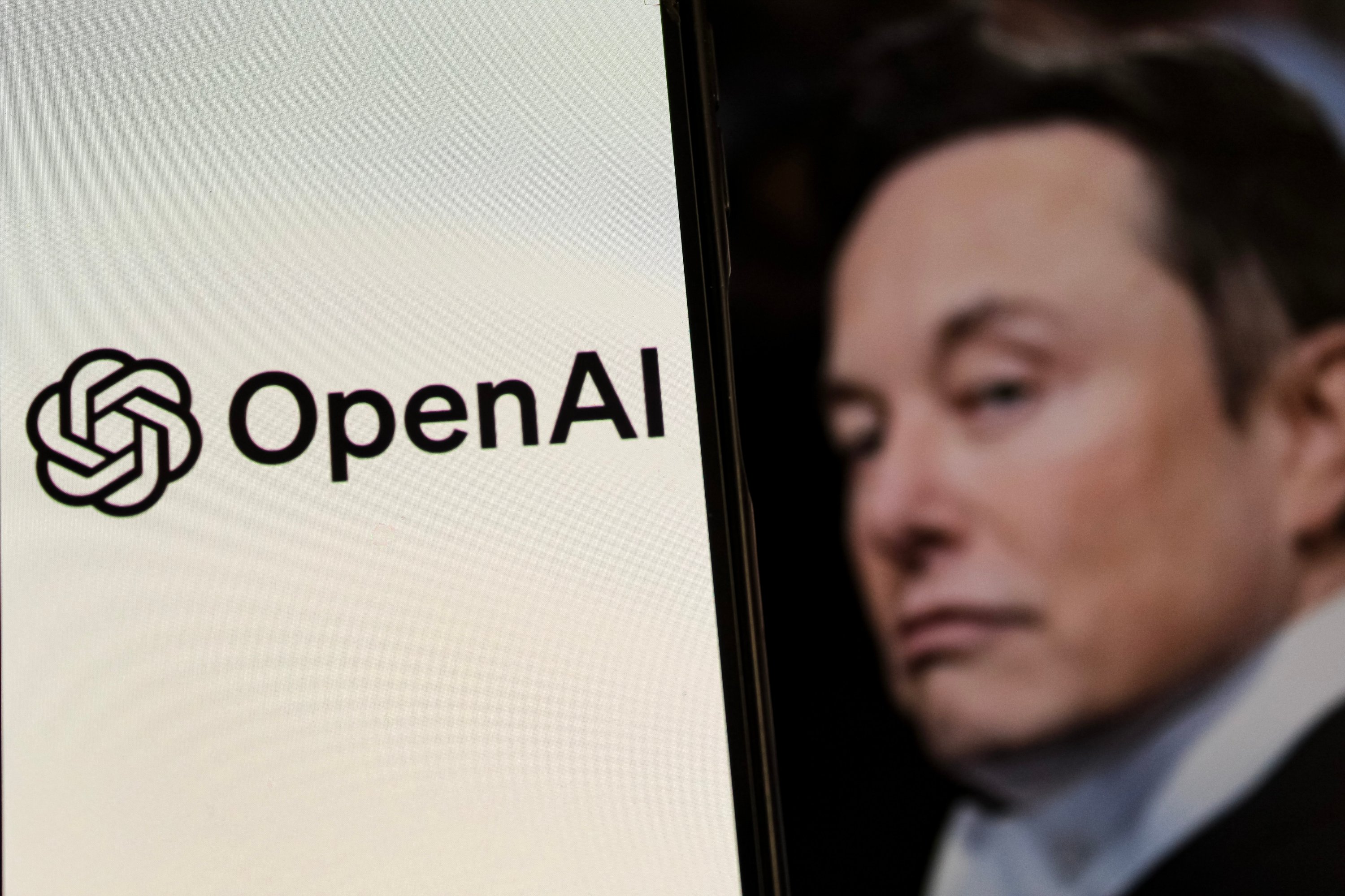 Musk, Altman trade blows over claims Apple favors OpenAI