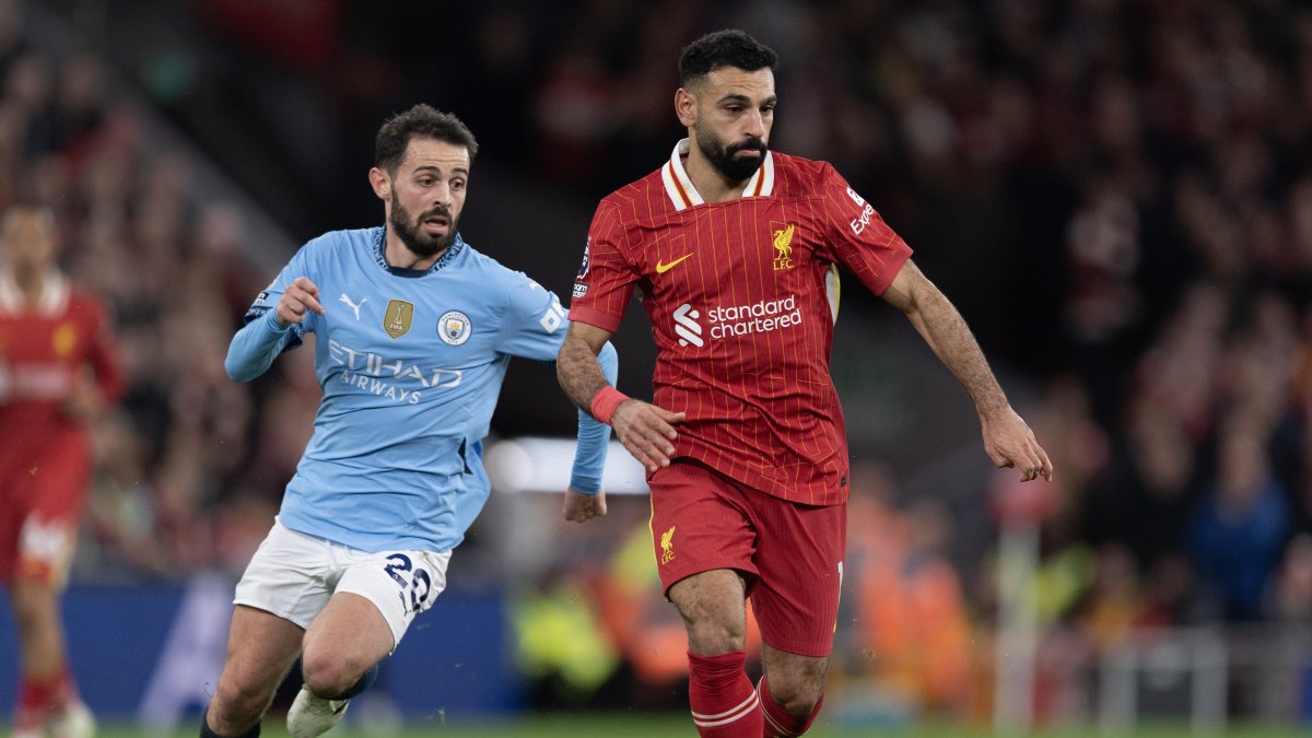 Premier League title up for grabs as clubs bet big to seize prize