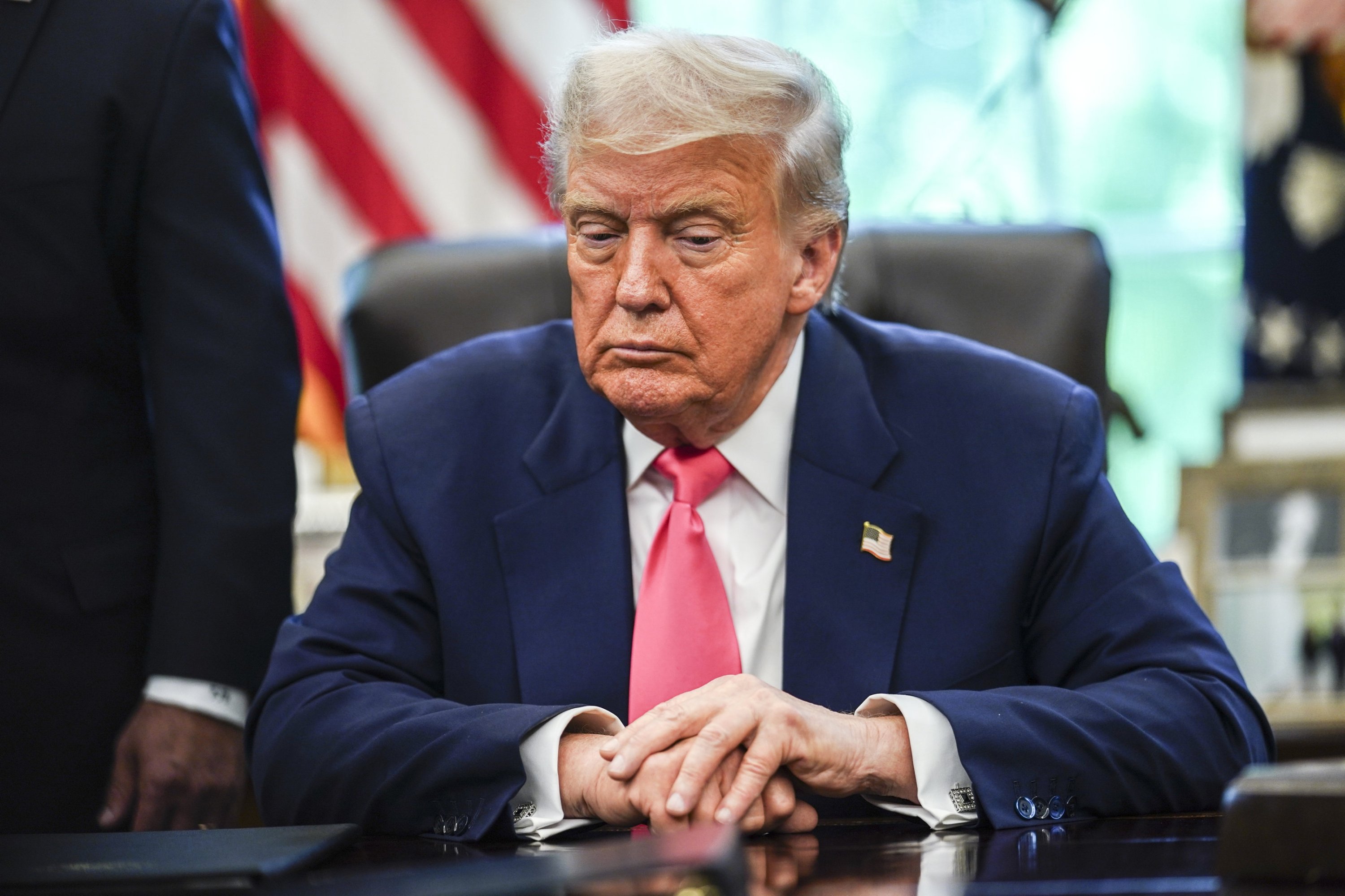 Trump says to set tariffs on steel, semiconductors in coming weeks