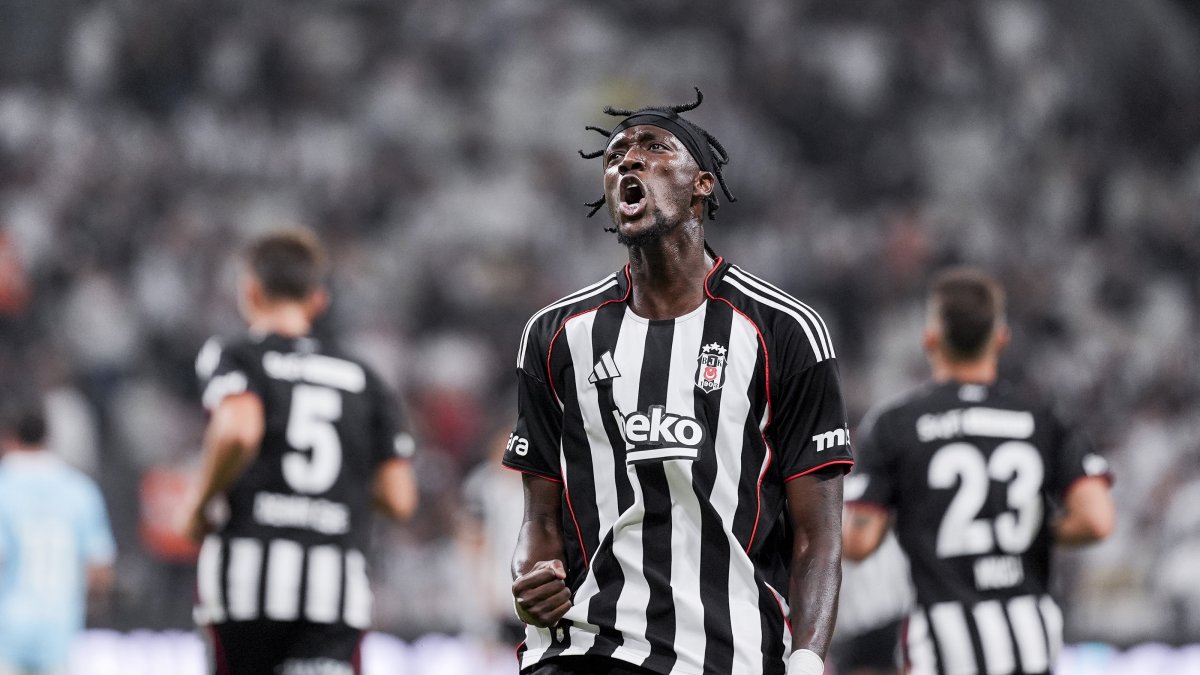 Beşiktaş rally past St Patrick’s to reach Conference League playoffs