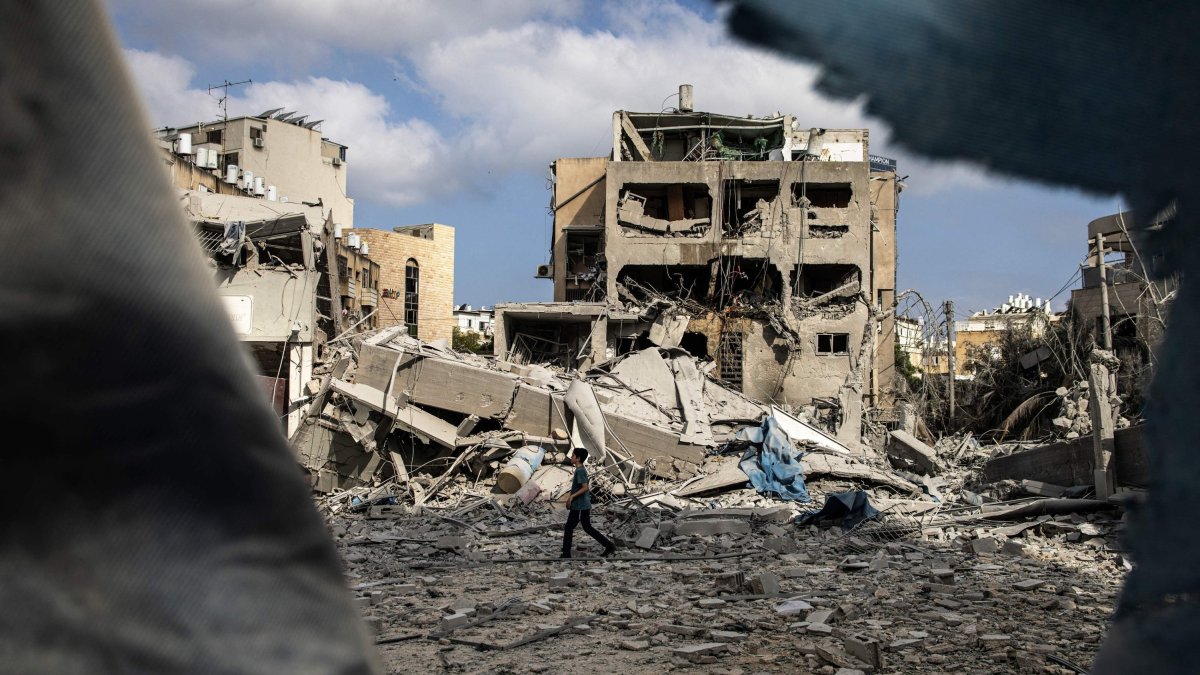 Iran warns war with Israel could resume at any time
