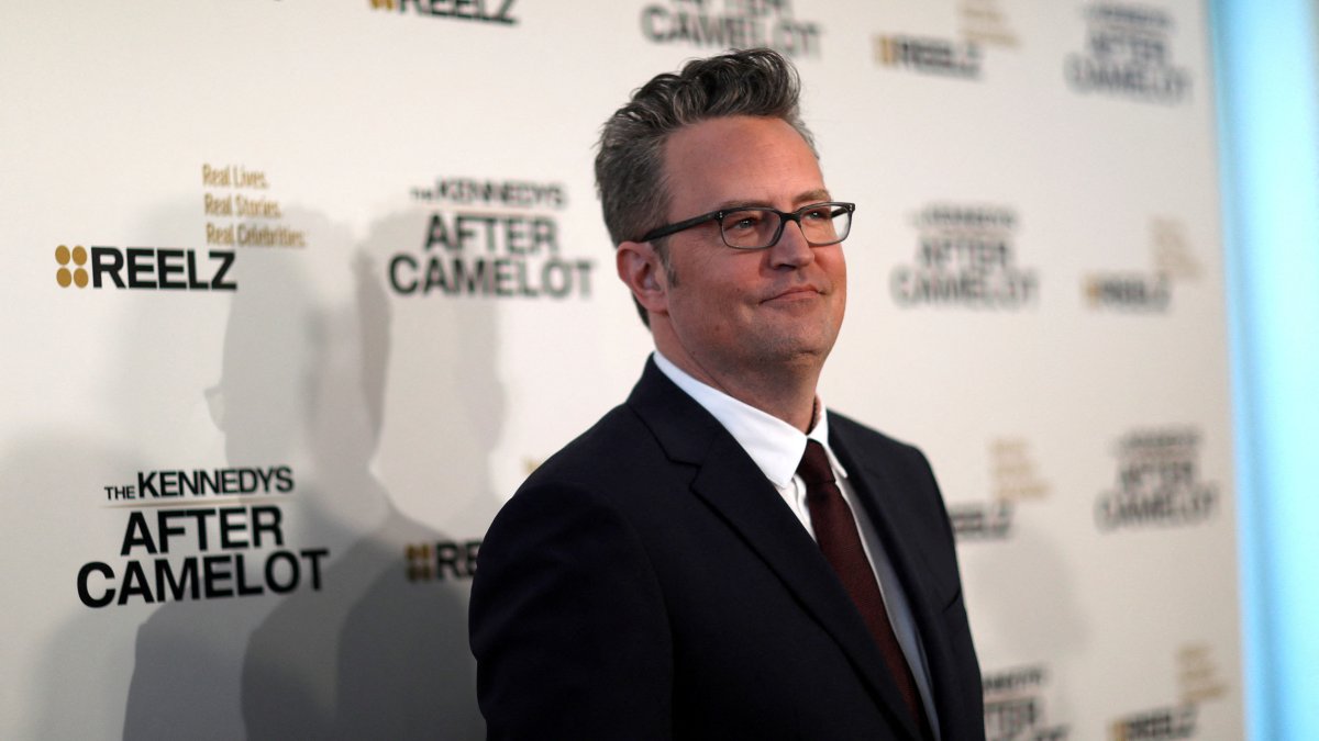Cast member Matthew Perry poses at the premiere for the television series &quot;The Kennedys After Camelot&quot; at The Paley Center for Media in Beverly Hills, California, U.S., March 15, 2017. (Reuters Photo)
