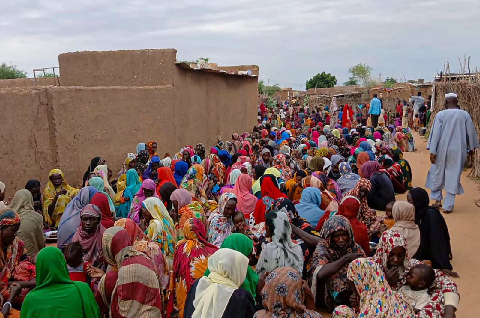 UN aid convoy attacked in Darfur amid worsening Sudan famine | Daily Sabah UN aid convoy attacked in Darfur amid worsening Sudan famine | Daily Sabah