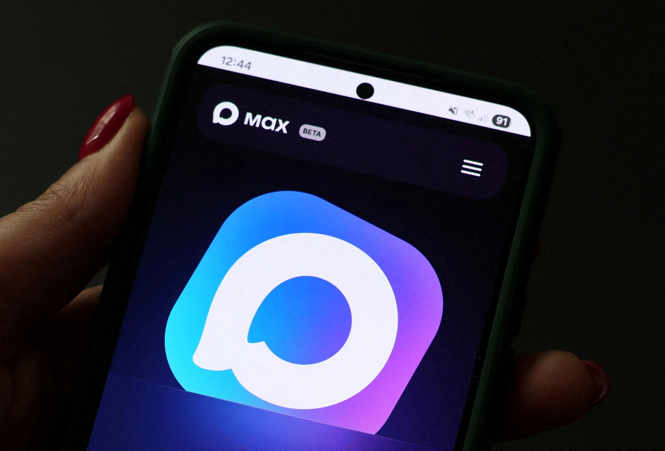 Russia orders state-backed WhatsApp rival pre-installed on phones, tablets