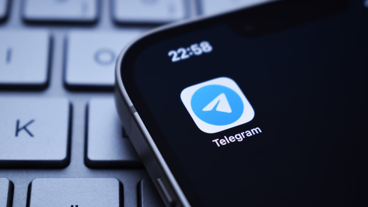 Telegram’s anonymity and lack of local oversight in Türkiye make it a hub for criminal activity and illegal content distribution. (Shutterstock Photo) 