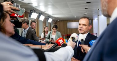  Dutch Minister of Foreign Affairs Caspar Veldkamp speaks to the press at the Ministry of General Affairs after the cabinet meeting in The Hague, The Netherlands, Aug. 22, 2025. (EPA Photo)