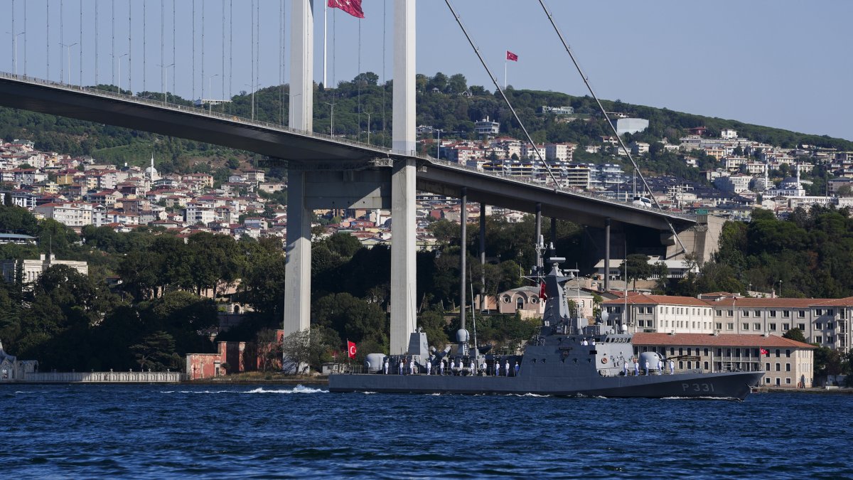 Vessels along Istanbul&#039;s famed the July 15 Martyrs Bridge are seen during the "Teknofest Blue Homeland" parade, Istanbul, Türkiye, Aug. 24, 2025. (AA Photo)  