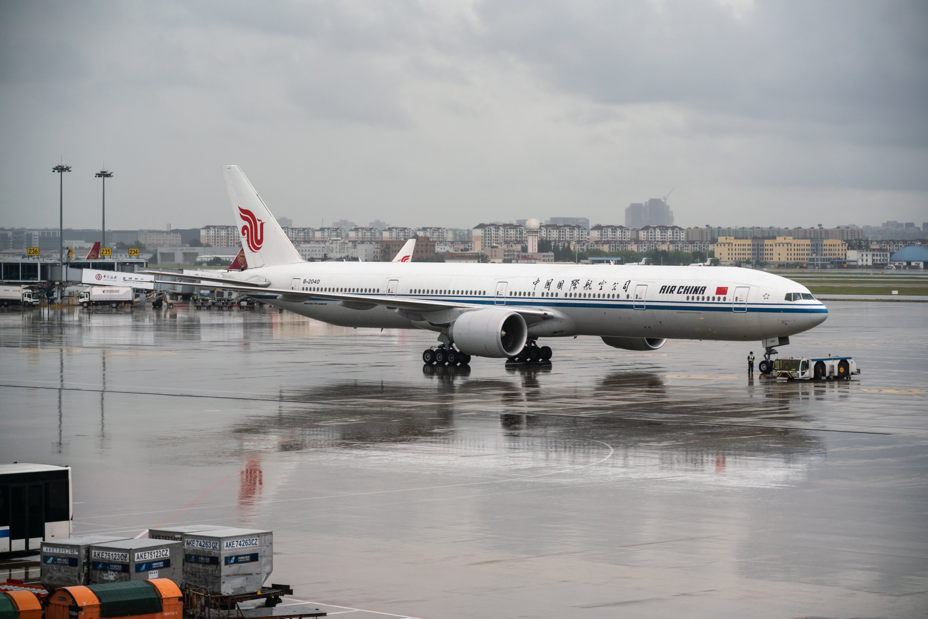 Engine failure forces Air China Boeing 777 to land in Siberia