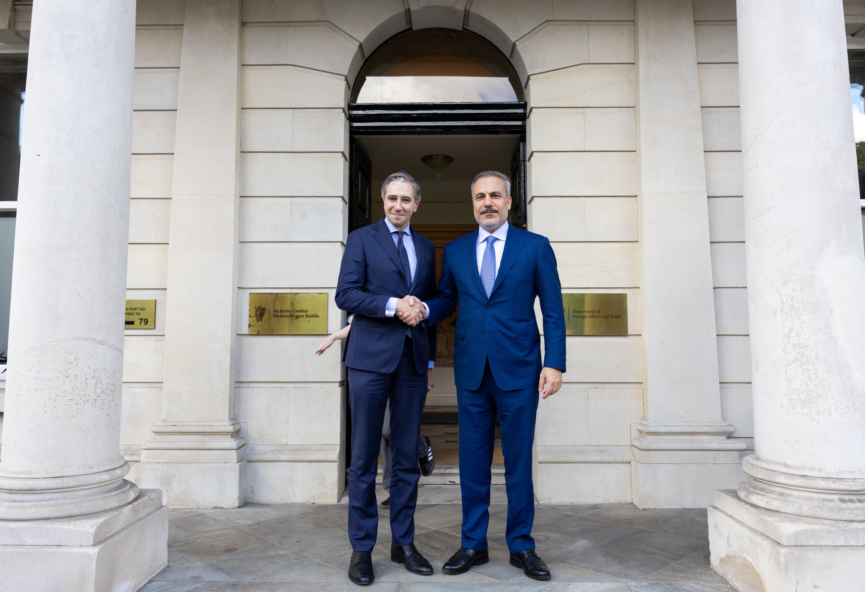 FM Fidan meets Irish deputy PM Harris, parliament friendship group