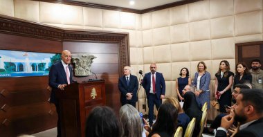U.S. ambassador to Türkiye and special envoy for Syria Tom Barrack speaks during a joint press conference following his meeting with Lebanon&#039;s president at the Presidential Palace in Baabda, Aug.18, 2025. (AFP File Photo)