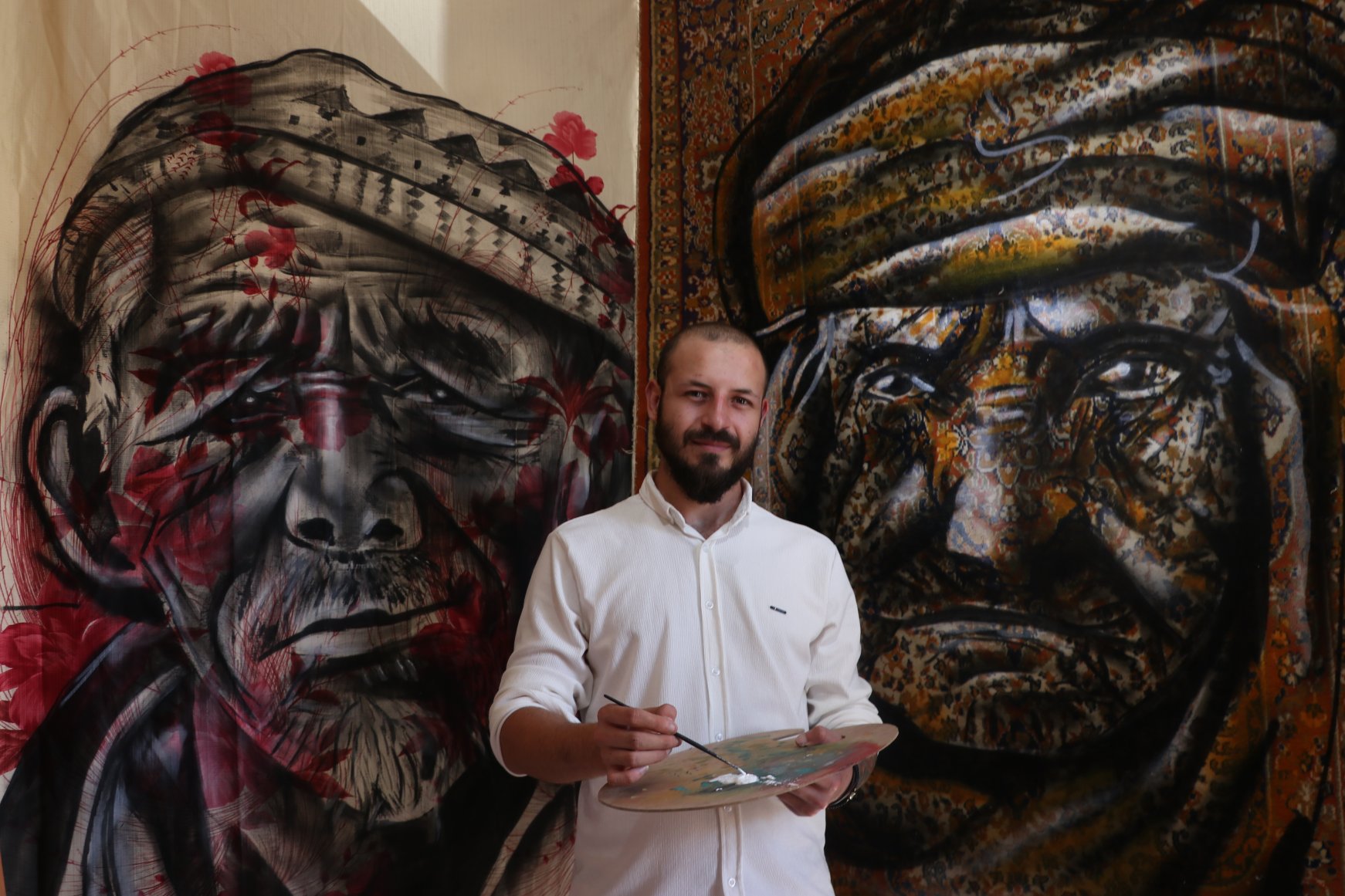 Turkish artist revives old carpets through art | Daily Sabah