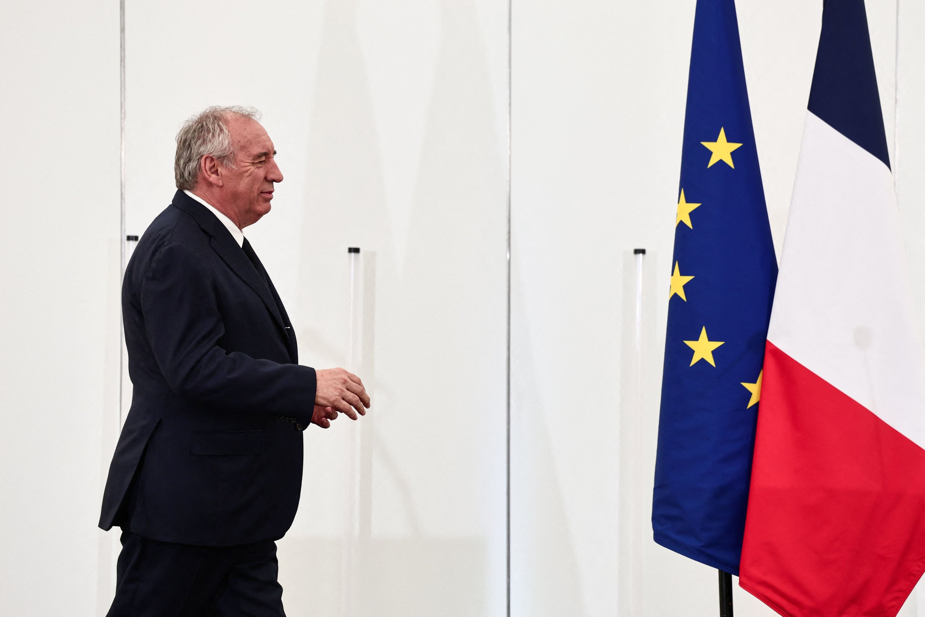 France's indebted economy under stress as new political crisis brews