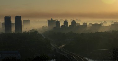 This general view shows smoke over the Ukrainian capital Kyiv following a large-scale Russian drone and missile attack, Aug. 28, 2025. (AFP Photo)