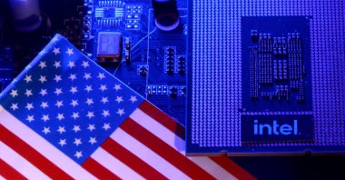 U.S. flag and Intel chip appear in this illustration taken Aug. 25, 2025. (Reuters Photo)