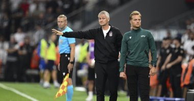 Ole Gunnar Solskjaer gestures during the second leg of the UEFA Europa Conference League play-off round between Beşiktaş and Lousanne at Tüpraş Stadium, Istanbul, Türkiye, Aug. 29, 2025. (AA Photo)
