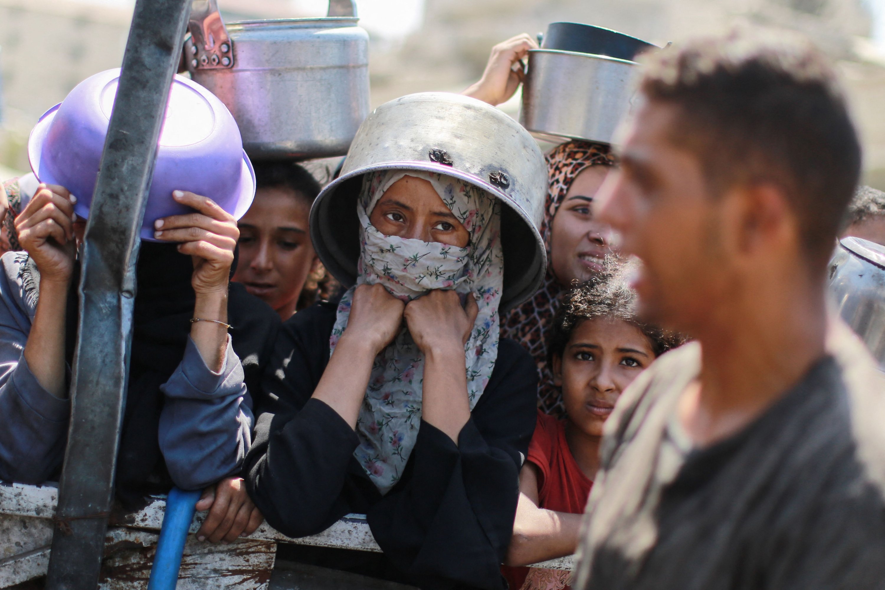 Gaza starved as WFP warns of worsening famine amid Israeli attacks