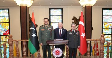 Defense Minister Yaşar Güler (C) meets with Libyan National Army Chief of Land Forces Gen. Saddam Khalifa Haftar (L), in Ankara, Türkiye, April 4, 2025. (Photo Courtesy of Turkish Defense Ministry)