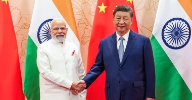 India’s Prime Minister Narendra Modi (L) and China’s President Xi Jinping shake hands during a bilateral meeting in Tianjin, China, Aug. 31, 2025. (AFP Photo)