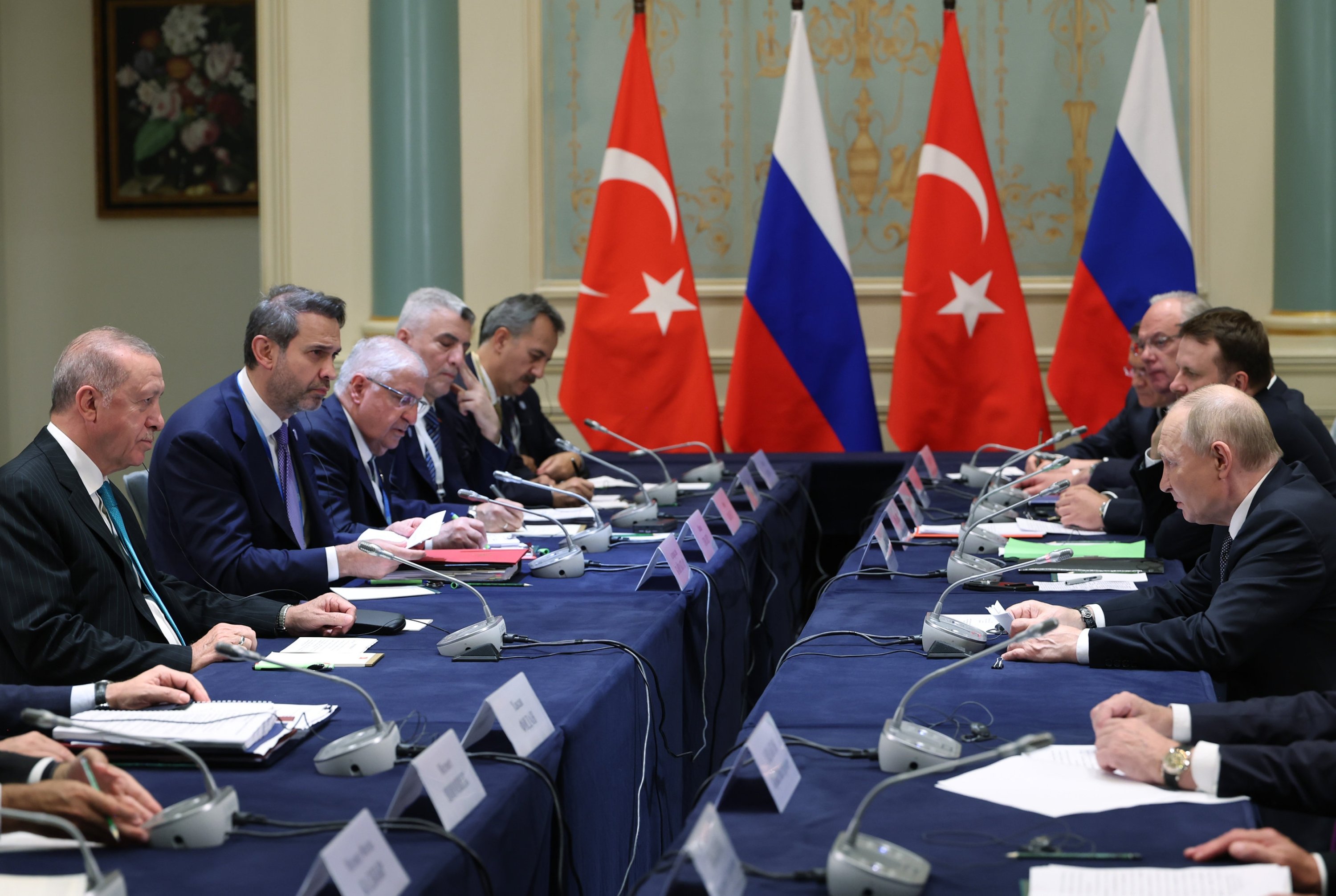 Erdoğan, Putin discuss Ukraine war, bilateral ties at SCO