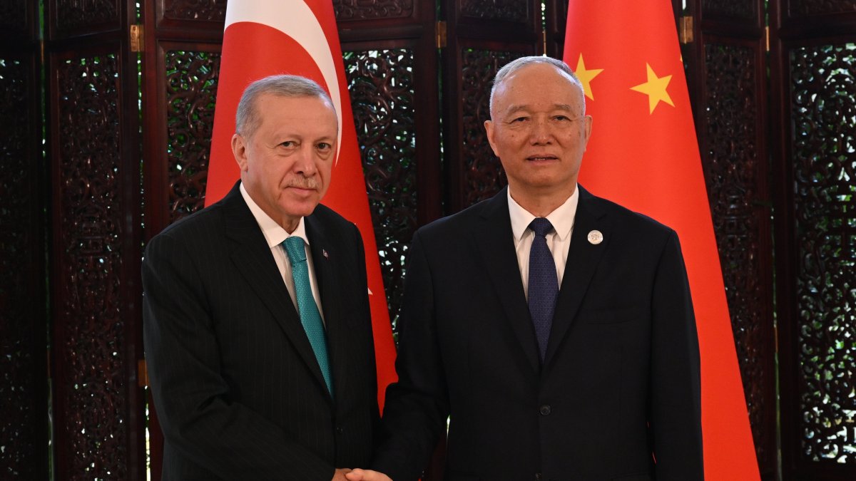 President Recep Tayyip Erdoğan meets with Cai Qi, the first secretary of the Political Bureau of the Communist Party of China, during the Shanghai Cooperation Organization summit, Tianjin, China, Sept. 1, 2025. (AA Photo)
