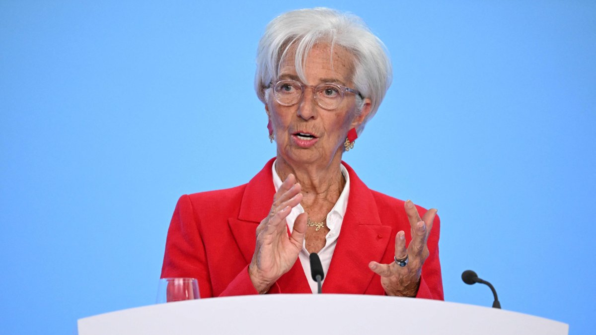 'Serious danger' for world economy if Trump controls Fed: ECB chief