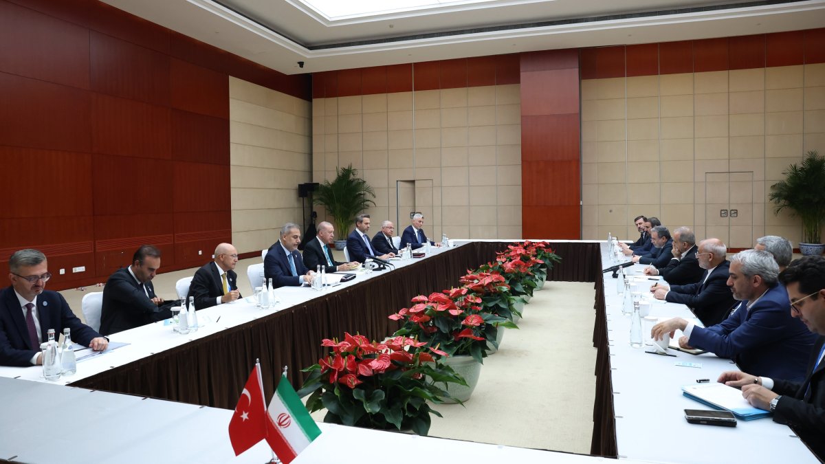 President Recep Tayyip Erdoğan is seen with Iranian President Masoud Pezeshkian in a meeting, Tianjin, China, Sept. 1, 2025 (AA Photo)