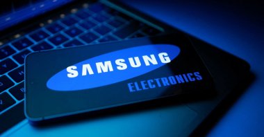 A Samsung Electronics logo appears in this illustration taken Aug. 25, 2025. (Reuters Photo)