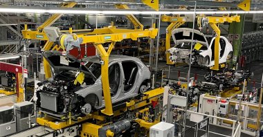 A general view of a production line of German car manufacturer Mercedes-Benz at a factory in Rastatt, Germany, June 4, 2025. (Reuters Photo)