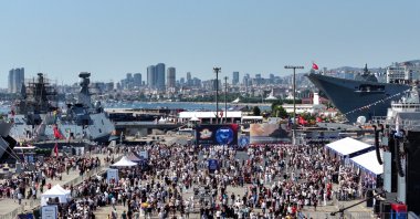 An aerial view shows a crowd on the last day of the "Teknofest Blue Homeland" event held in Istanbul, Türkiye, Aug. 31, 2025. (AA Photo)