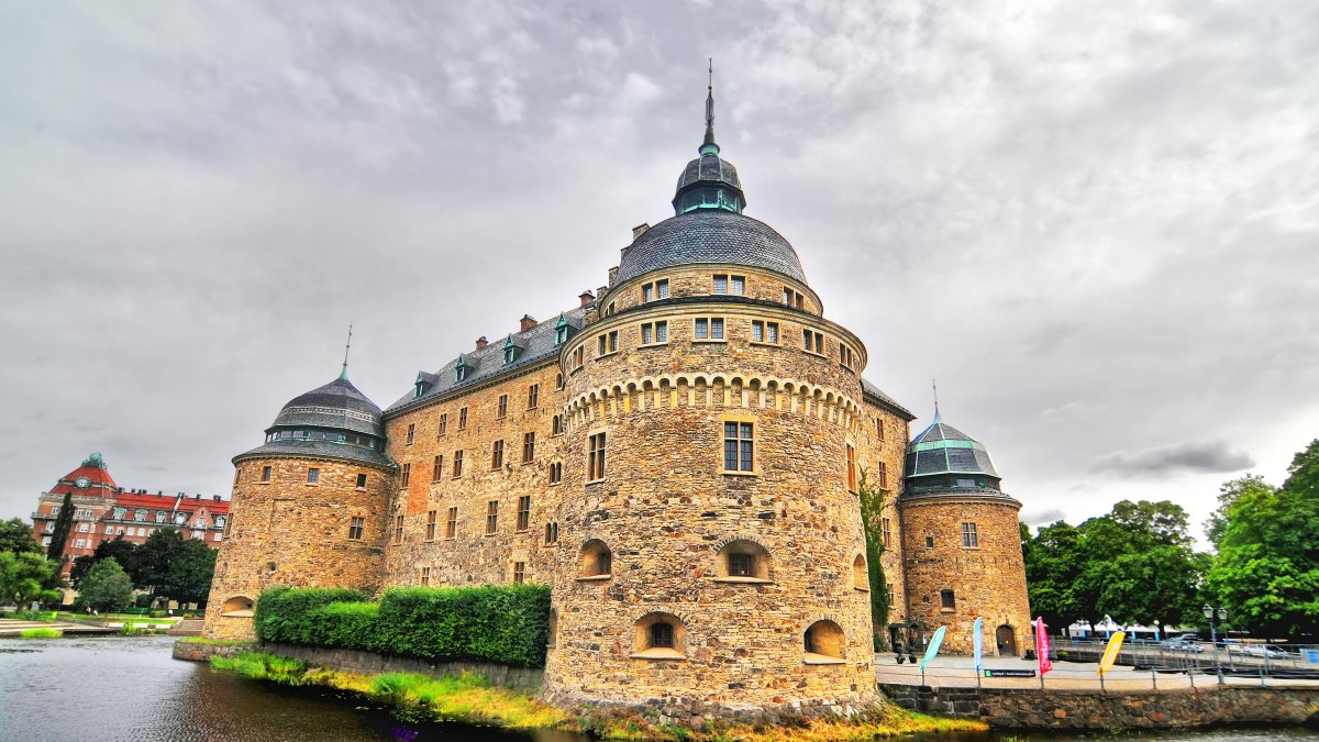 Örebro Castle, a medieval castle fortification in Örebro, Sweden. (Shutterstock Photo)