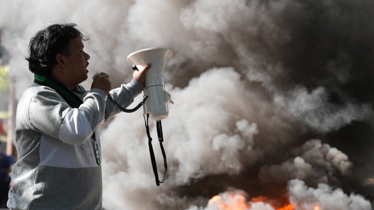 A university student delivers a speech during an anti-government protest, in Bandung, West Java province, Indonesia, Sept. 2, 2025. (Reuters Photo)