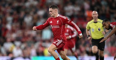 Liverpool&#039;s Florian Wirtz runs with the ball during the English Premier League football match between Liverpool and Bournemouth at Anfield, Liverpool, U.K., Aug. 15, 2025. (AFP Photo)