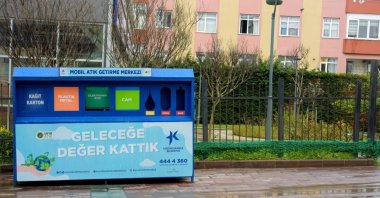 Mobile recycling bins help citizens properly dispose of plastic and other waste, promoting sustainability in Istanbul, Türkiye, Jan. 29, 2024. (Shutterstock Photo)