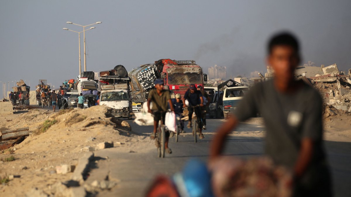 Israeli army tells Gaza City residents to leave as it expands ground assault