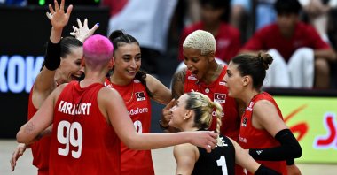 Türkiye’s women’s national volleyball team celebrates a play during their semifinal match against Japan at the 2025 FIVB Women’s World Championship at Huamark Indoor Stadium, in Bangkok, Thailand, Sept. 6, 2025. (AA Photo)
