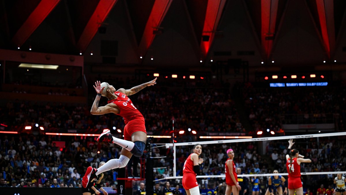 Türkiye’s Melissa Vargas plays in the final against Italy at the FIVB Women’s Volleyball World Championship in Bangkok, Thailand, Sept. 7, 2025. (AA Photo)