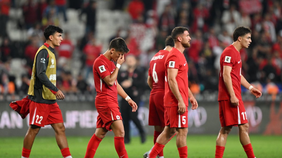 Turkish players look dejected following a 6-0 loss during the 2026 World Cup qualifiers match against Spain at Konya Metropolitan Stadium, Konya, Türkiye, Sept. 7, 2025. (AA Photo)
