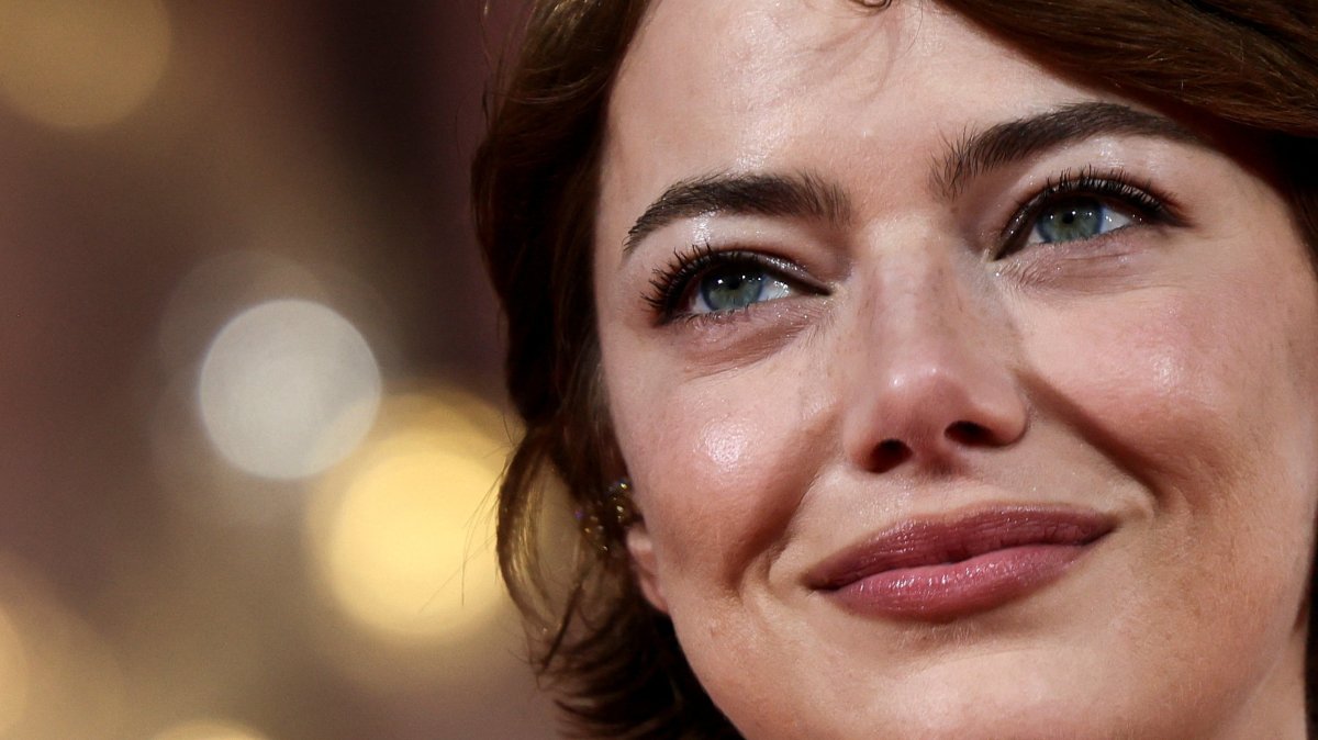 Cast member Emma Stone poses on the red carpet for the screening of the movie &quot;Bugonia&quot; in competition, at the 82nd Venice Film Festival, Venice, Italy, Aug. 28, 2025. (Reuters Photo)
