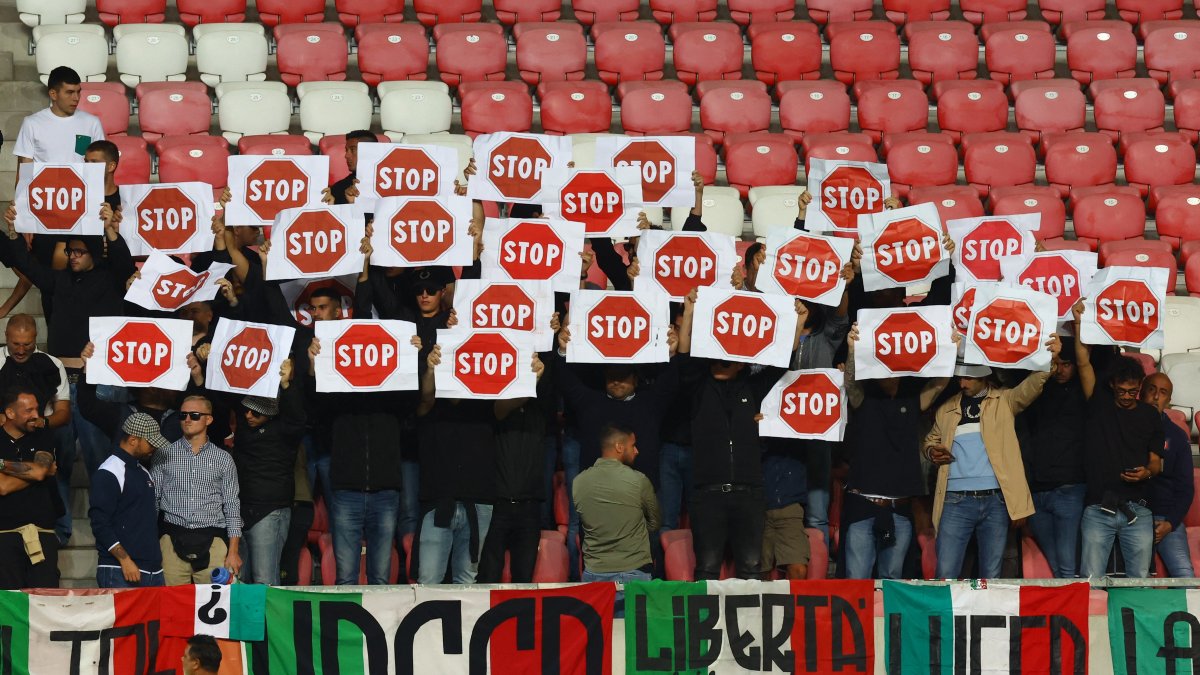Italian fans protest Israeli anthem during World Cup qualifier
