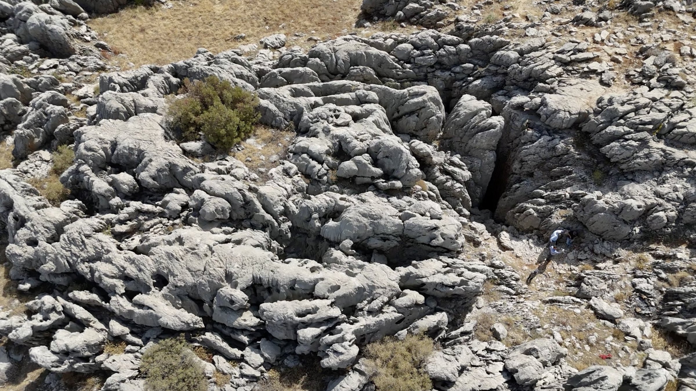 The centuries-old cave used to store cheese, curd and butter on the Avacık Plateau, Adıyaman, Türkiye, Sept. 4, 2025. (AA Photo)