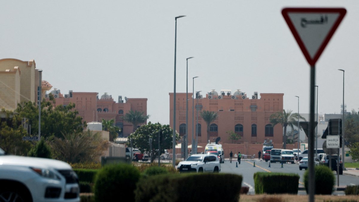 Vehicles are parked in the area of Tuesday's Israeli attack on Hamas leaders, in Doha, Qatar, Sept. 10, 2025. (Reuters Photo)
 

     TPX IMAGES OF THE DAY