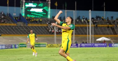 Jamaica&#039;s Jonathan Russell celebrates after scoring during the World Cup CONCACAF qualifiers match against Trinidad and Tobago at National Stadium Independence Park, Kingston, Jamaica, Sept. 9, 2025. (Reuters Photo)