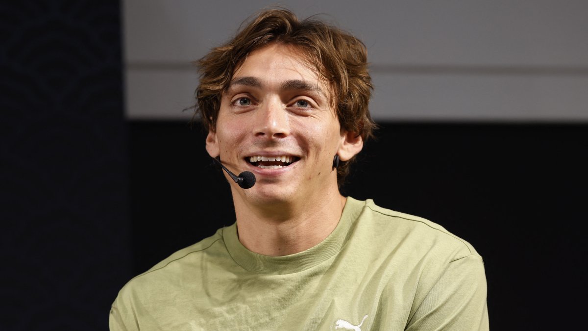 Sweden&#039;s Armand Duplantis speaks ahead of the World Athletics Championships, Tokyo, Japan, Sept. 11, 2025. (Reuters Photo)