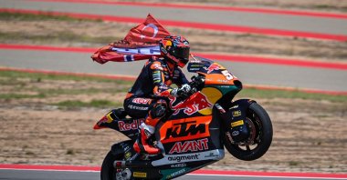 Turkish motorcyclist Deniz Öncü in action during a training session, Sakarya, Türkiye, Aug. 12, 2025. (AA Photo)